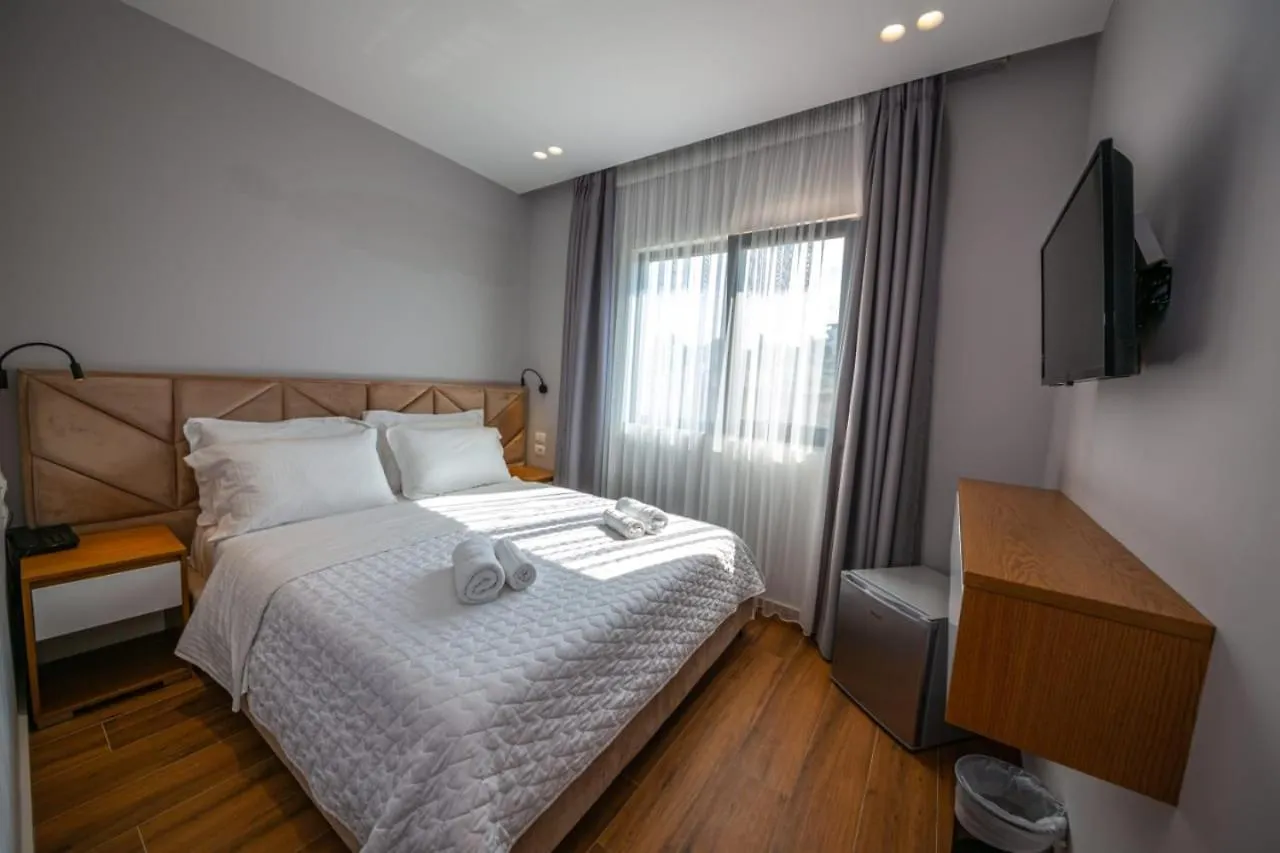 King Hotel Ksamil