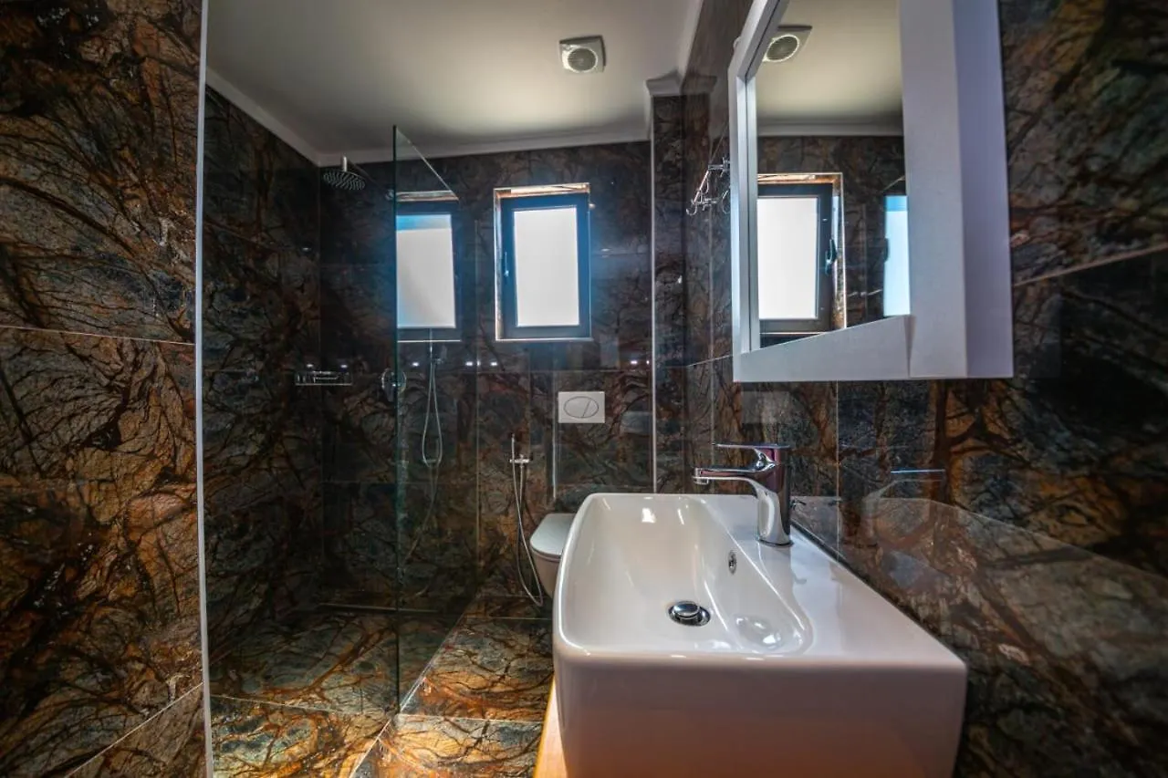 King Hotel Ksamil