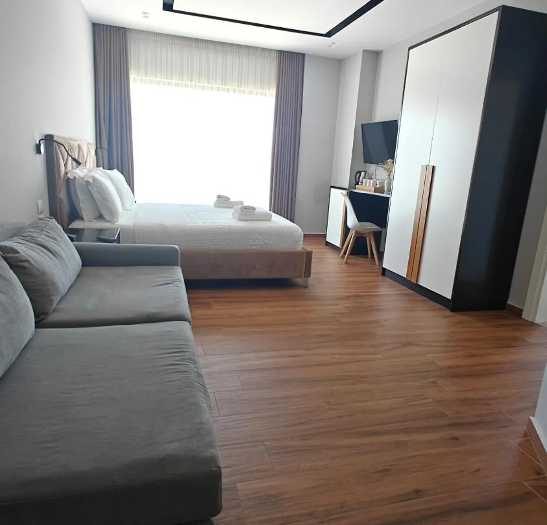 King Hotel Ksamil