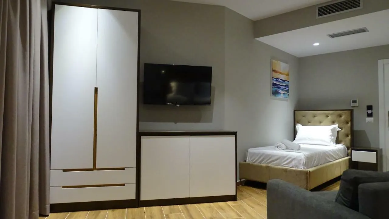 King Hotel Ksamil