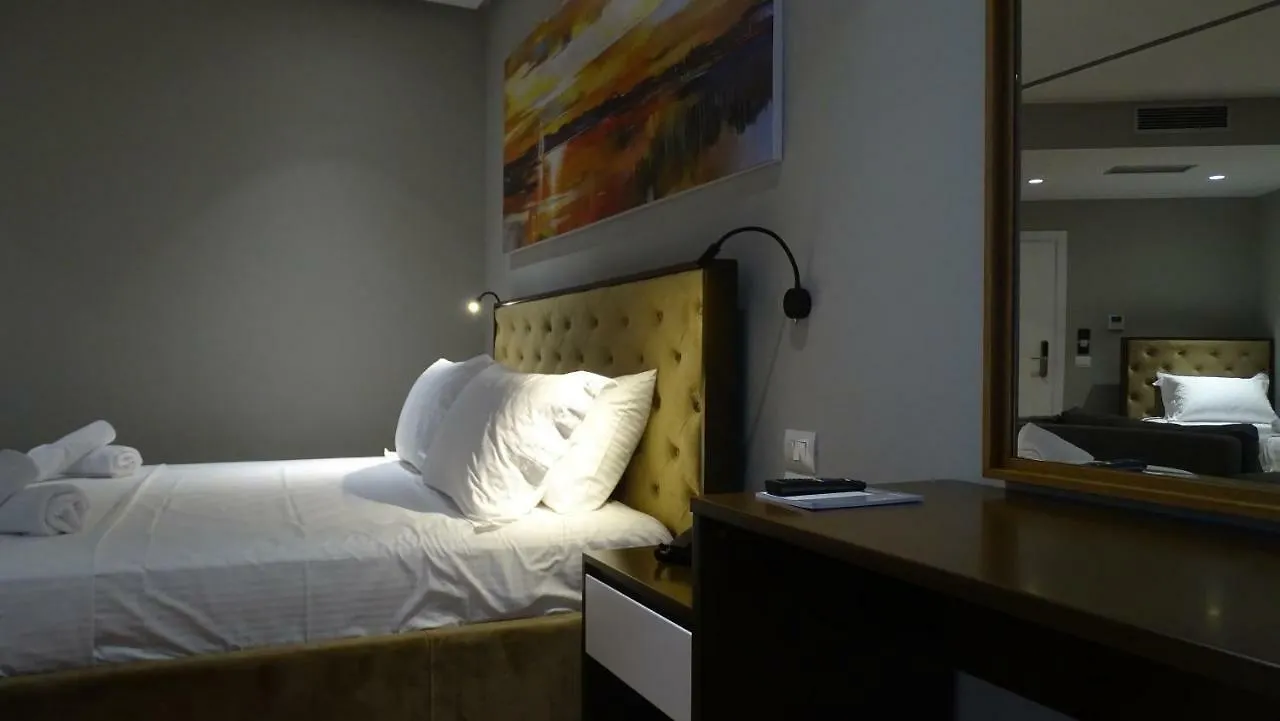 ****  King Hotel Ksamil Albania
