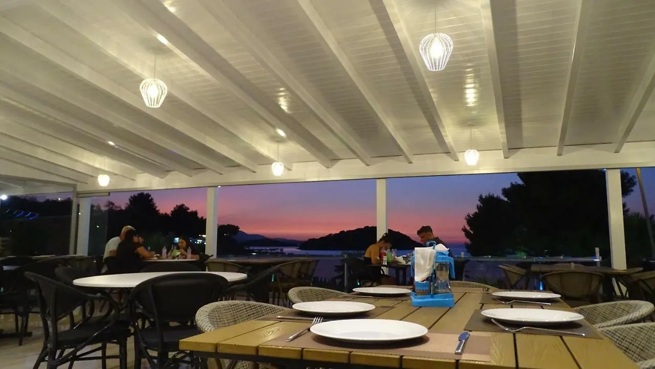 King Hotel Ksamil