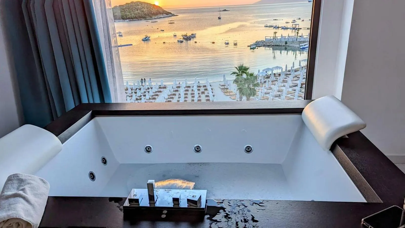 King Hotel クサミル