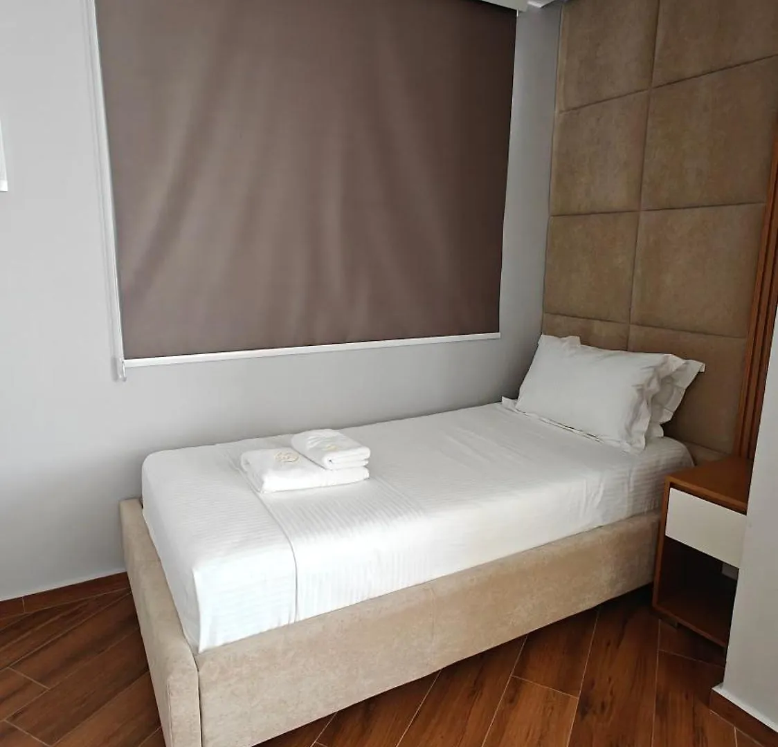King Hotel Ksamil 4*,
