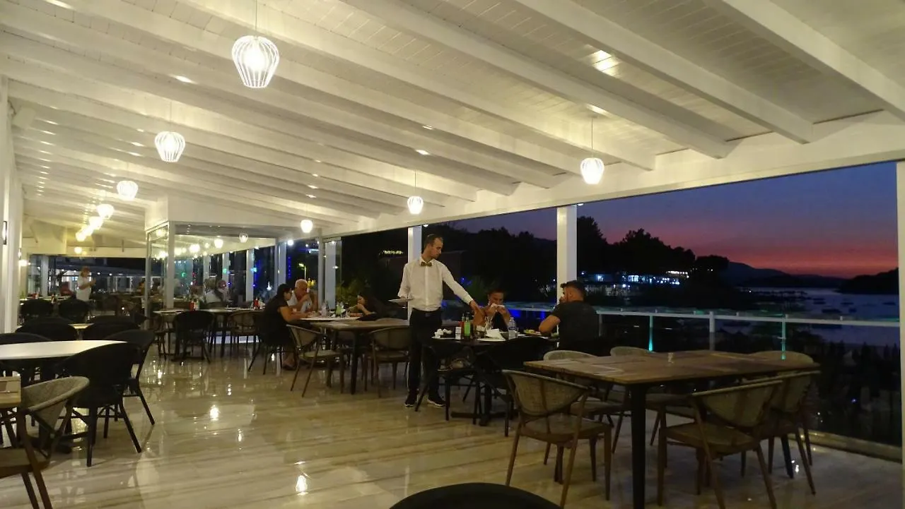 King Hotel クサミル